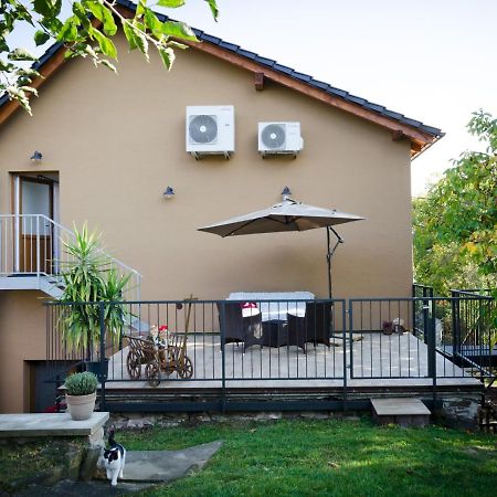 Apartmany U Kotacku Veverske Kninice Exterior photo